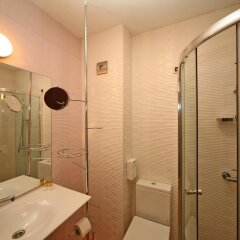 Отель City Pleven Болгария, Плевен - отзывы, цены и фото номеров - забронировать отель City Pleven онлайн ванная фото 2