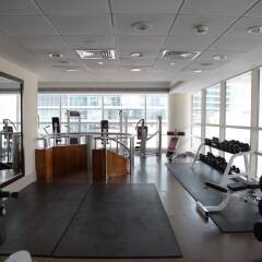 Отель HiGuests Vacation Homes - Al Sahab 2 фитнесс-зал фото 3