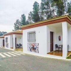 Отель Bungalows Rafting Benamejí парковка