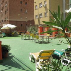 Yellow Nest Hostel Barcelona фото 5