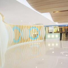 Grand Tower Inn Sathorn Hotel фитнесс-зал