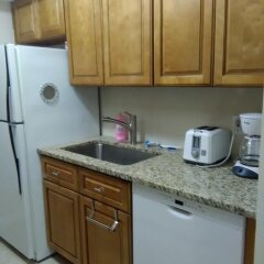 Отель Tropical Dreams 2 Br Vacation Villas Near Siesta Key в номере фото 2