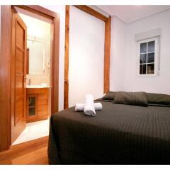 Отель Apartamentos Good Stay Madrid комната для гостей
