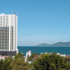 Muong Thanh Grand Nha Trang Hotel пляж фото 2