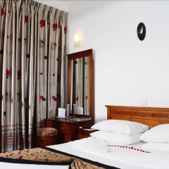 Отель Royal Mall Kandy Канди комната для гостей