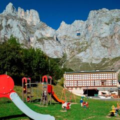 Отель Parador de Fuente De Испания, Камалено - 1 отзыв об отеле, цены и фото номеров - забронировать отель Parador de Fuente De онлайн детские мероприятия