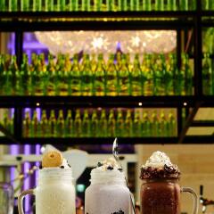 Отель YOTEL Singapore Orchard Road Сингапур