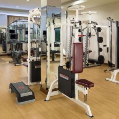 Ajman Hotel фитнесс-зал фото 3