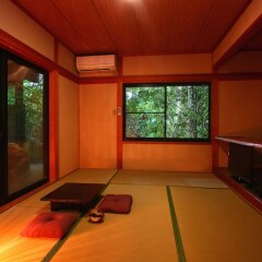Отель Yamakawa Onsen Ryokan Yotsuba Минамиогуни фитнесс-зал