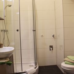 Отель CheckVienna – Apartment Puchsbaumgasse Австрия, Вена - отзывы, цены и фото номеров - забронировать отель CheckVienna – Apartment Puchsbaumgasse онлайн ванная фото 2
