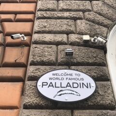 Palladini Hostel Rome развлечения
