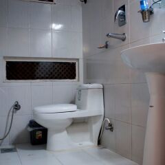 Отель Cosy Hotel Непал, Бхактапур - отзывы, цены и фото номеров - забронировать отель Cosy Hotel онлайн ванная