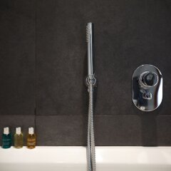 The George, Urban Boutique Hotel Сан Джулианс сейф в номере