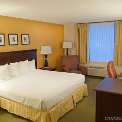 Country Inn & Suites by Radisson, Traverse City, MI in Grand Traverse Bay, United States of America from 318$, photos, reviews - zenhotels.com guestroom