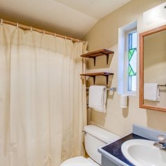 Deer 9 in Sunriver, United States of America from 772$, photos, reviews - zenhotels.com bathroom