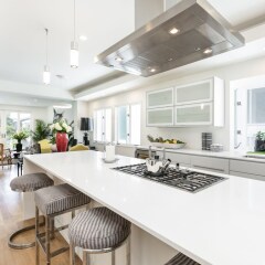 Отель New Listing! Venice Canal-front W/ Pool, Near Beach 5 Bedroom Home США, Лос-Анджелес - отзывы, цены и фото номеров - забронировать отель New Listing! Venice Canal-front W/ Pool, Near Beach 5 Bedroom Home онлайн фото 7