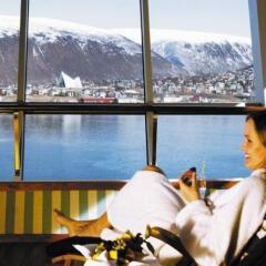 Radisson Blu Polar Hotel Spitsbergen Тромсе бассейн