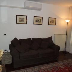 Апартаменты Sunny Venice Apartment Венеция комната для гостей фото 2