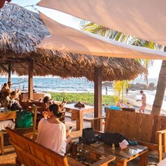 Simple Backpackers hostel in Puerto Corinto, Nicaragua from 84$, photos, reviews - zenhotels.com meals