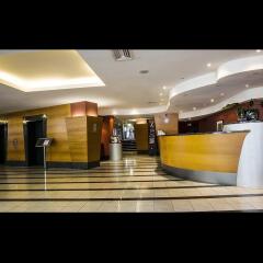 Отель Clarion Suites Gateway интерьер отеля