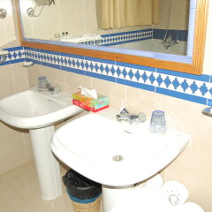 The Coconut Residence in Kololi, Gambia from 140$, photos, reviews - zenhotels.com bathroom photo 2