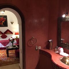 Отель Riad Laora Марракеш сауна