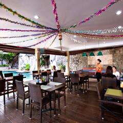 Курортный отель C&N Resort and Spa питание
