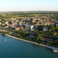 Hotel Acquaviva Del Garda пляж