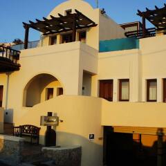 Отель Amerisa Suites