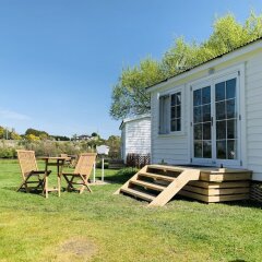 Отель Whanganui River Top 10 Holiday Park фото 7