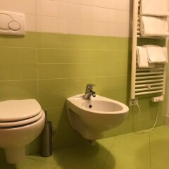 Отель Living Milan Corso Como Италия, Милан - отзывы, цены и фото номеров - забронировать отель Living Milan Corso Como онлайн ванная