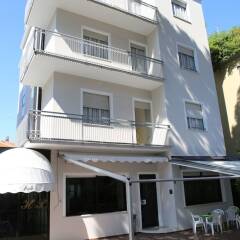 Hotel Pigalle вид на фасад фото 2