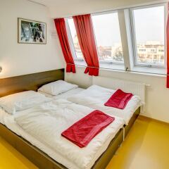 Отель a&t Holiday Hostel Австрия, Вена - 9 отзывов об отеле, цены и фото номеров - забронировать отель a&t Holiday Hostel онлайн комната для гостей фото 3