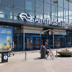 Отель MEININGER Hotel Amsterdam City West Нидерланды, Амстердам - 1 отзыв об отеле, цены и фото номеров - забронировать отель MEININGER Hotel Amsterdam City West онлайн спортивное сооружение