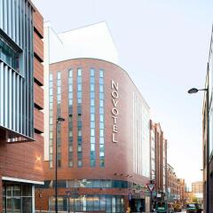Отель Novotel Liverpool Centre парковка