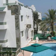 Отель Green House Resort бассейн