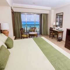 Отель Club GR Solaris - Premier All Inclusive комната для гостей
