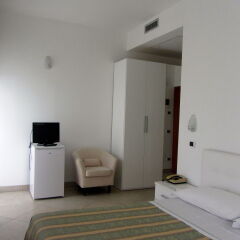 Отель Carlton Beach Италия, Римини - 2 отзыва об отеле, цены и фото номеров - забронировать отель Carlton Beach онлайн удобства в номере фото 2
