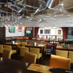 Отель Premier Inn Dubai Silicon Oasis гостиничный бар