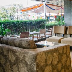 Отель Tara Garden Hotel Таиланд, Бангкок - 1 отзыв об отеле, цены и фото номеров - забронировать отель Tara Garden Hotel онлайн бассейн фото 3