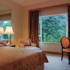 Апартаменты Shangri-La Apartments комната для гостей фото 5