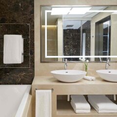 Excelsior Hotel Gallia, a Luxury Collection Hotel, Milan ванная фото 2