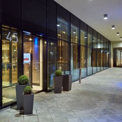 Отель Holiday Inn Express Berlin - Alexanderplatz фото 2