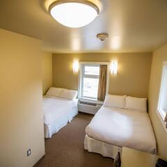 Отель Refresh Inn & Suites комната для гостей фото 5