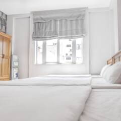 Апартаменты AirAnc 602 Airport Apartments and Cars интерьер отеля фото 3