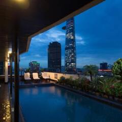 Palace Hotel Saigon бассейн фото 3