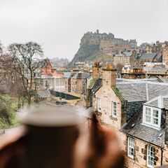 Отель Destiny Scotland - George Iv Apartments Великобритания, Эдинбург - отзывы, цены и фото номеров - забронировать отель Destiny Scotland - George Iv Apartments онлайн балкон