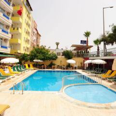 Semt Luna Beach Hotel - All Inclusive бассейн