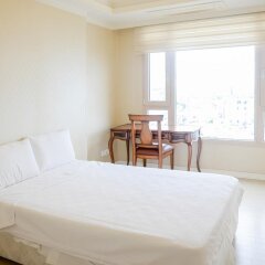 Апартаменты Cantavil Hoan Cau Apartment комната для гостей