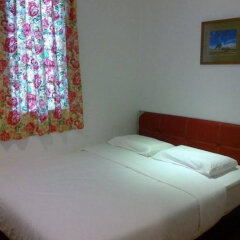 Rose Cottage Hotel Taman Perindustrian Nusajaya In Gelang Patah Malaysia From 38 Photos Reviews Zenhotels Com